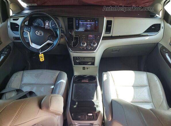 5TDYZ3DC1HS826525 2017 TOYOTA SIENNA Черный Вид панели приборов
