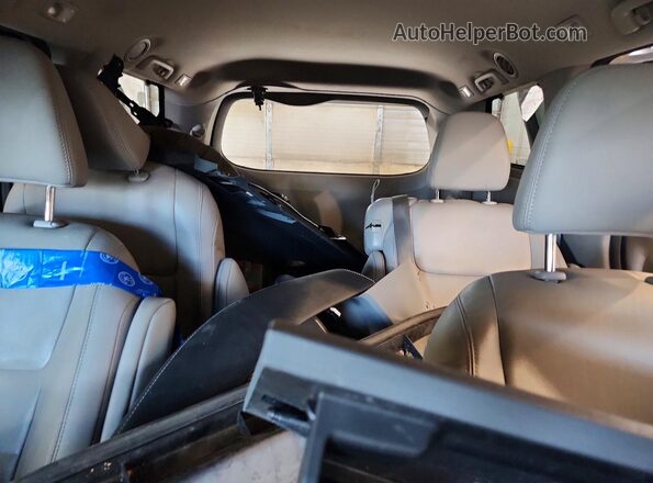 5TDYZ3DC1LS050356 2020 TOYOTA SIENNA Silver უკანა სავარძლების ხედი