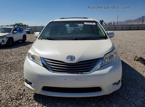 5TDYZ3DC2HS889388 2017 TOYOTA SIENNA Белый Вид спереди