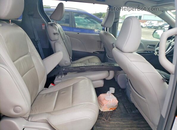 5TDYZ3DC2JS923402 2018 TOYOTA SIENNA Black Вид задньої частини салону