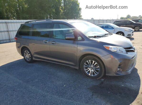 5TDYZ3DC2JS960353 2018 TOYOTA SIENNA Gray Przód prawy