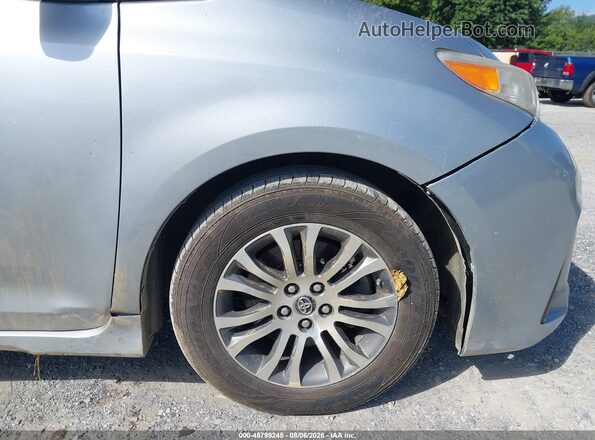 5TDYZ3DC2KS013556 2019 TOYOTA SIENNA Серебряный 