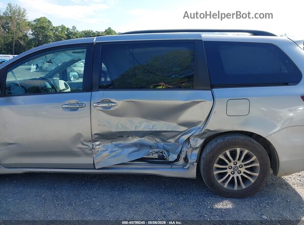 5TDYZ3DC2KS013556 2019 TOYOTA SIENNA Серебряный 