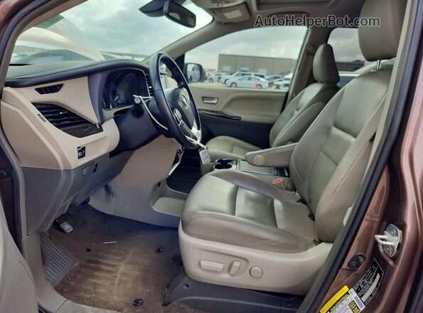 5TDYZ3DC2KS976750 2019 TOYOTA SIENNA Tan Вид салону спереду