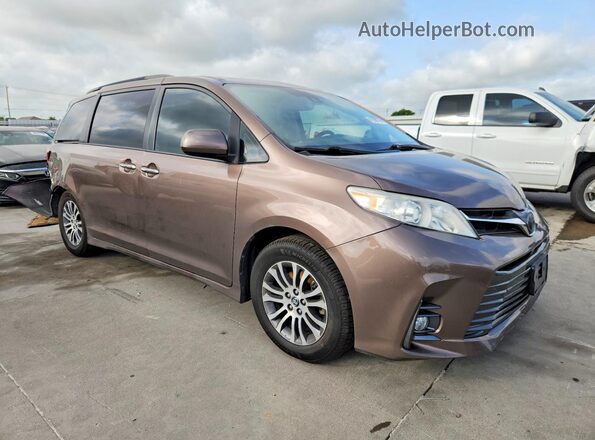 5TDYZ3DC2KS976750 2019 TOYOTA SIENNA Tan Передня права чверть