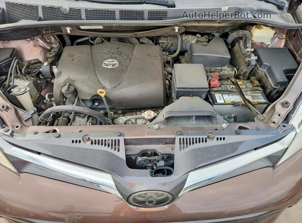 5TDYZ3DC2KS976750 2019 TOYOTA SIENNA Tan Вид підкапотного простору