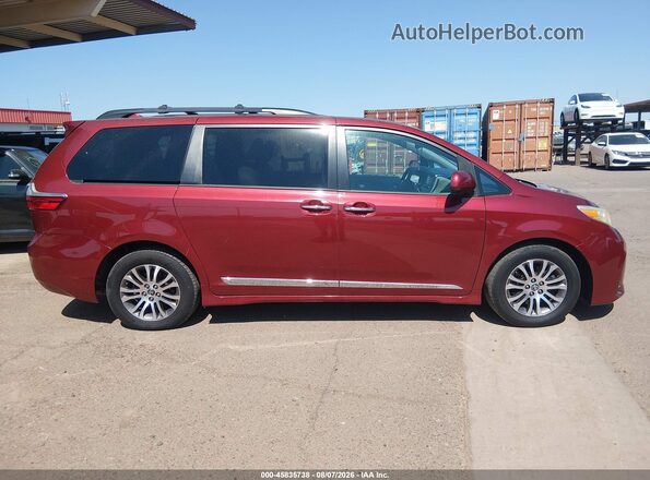 5TDYZ3DC3JS917978 2018 TOYOTA SIENNA Red Սարքավորումների վահանակի տեսք