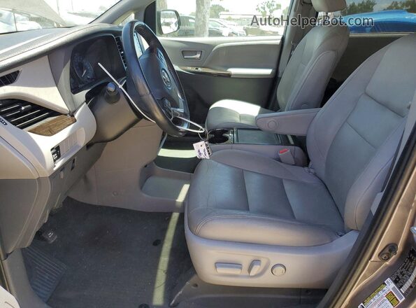 5TDYZ3DC3LS069961 2020 TOYOTA SIENNA Угольный Вид салона спереди