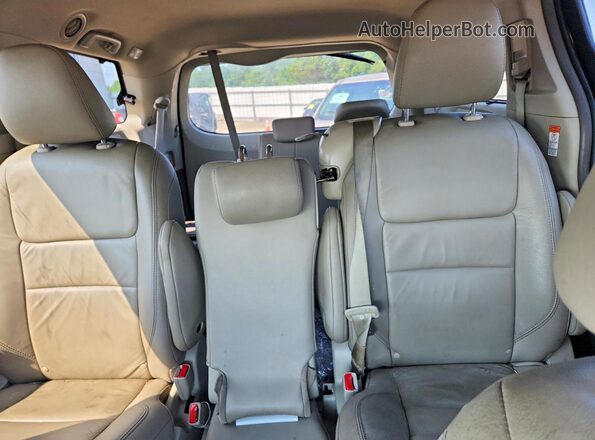 5TDYZ3DC4HS894172 2017 TOYOTA SIENNA Black Widok tylnych siedzeń