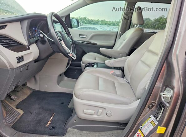 5TDYZ3DC4JS958877 2018 TOYOTA SIENNA Gray Vista interior delantera