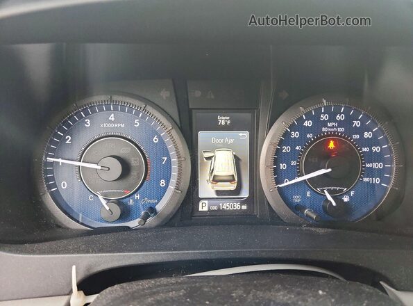 5TDYZ3DC4JS958877 2018 TOYOTA SIENNA Gray Vista del cuadro de instrumentos