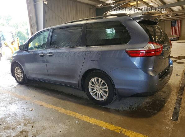 5TDYZ3DC5HS772887 2017 TOYOTA SIENNA Blue Задня ліва чверть