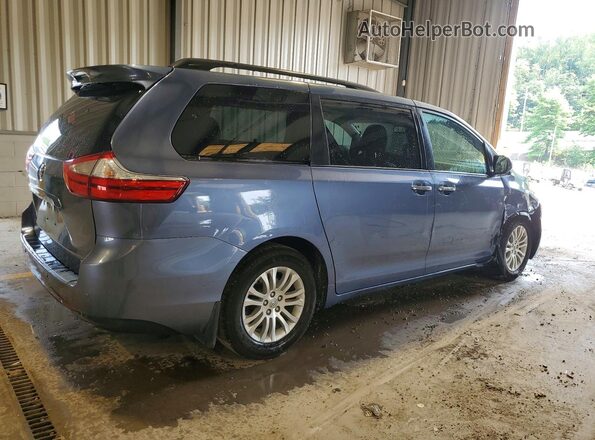 5TDYZ3DC5HS772887 2017 TOYOTA SIENNA Blue Задня права чверть
