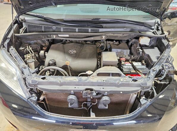 5TDYZ3DC5HS853467 2017 TOYOTA SIENNA Black Engine compartment view