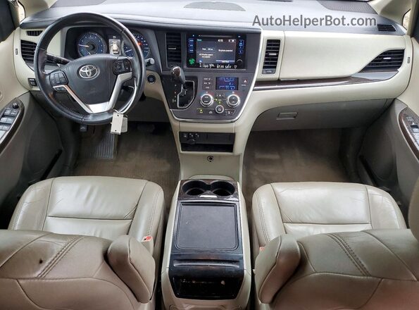 5TDYZ3DC5HS860516 2017 TOYOTA SIENNA Белый Вид панели приборов