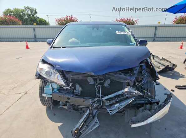 5TDYZ3DC5JS905881 2018 TOYOTA SIENNA Синий Вид спереди