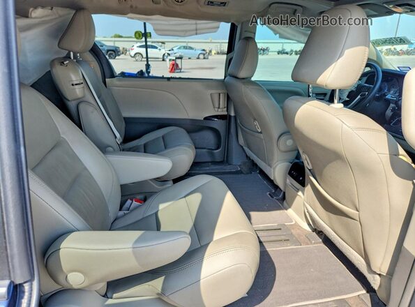 5TDYZ3DC5JS905881 2018 TOYOTA SIENNA Синий Вид задней части салона