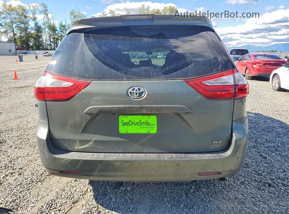 5TDYZ3DC5JS908196 2018 TOYOTA SIENNA Серый Вид сзади
