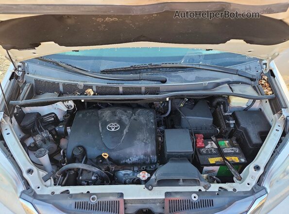 5TDYZ3DC6HS826522 2017 TOYOTA SIENNA White ძრავის განყოფილების ხედი