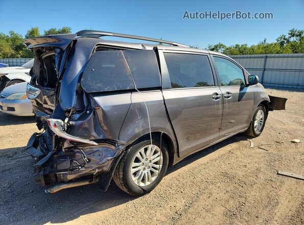 5TDYZ3DC7HS843345 2017 TOYOTA SIENNA Gray Front view