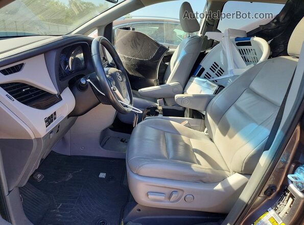 5TDYZ3DC7HS843345 2017 TOYOTA SIENNA Gray Engine compartment view