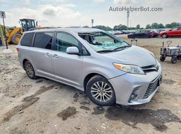 5TDYZ3DC7JS928479 2018 TOYOTA SIENNA Silver Передня права чверть