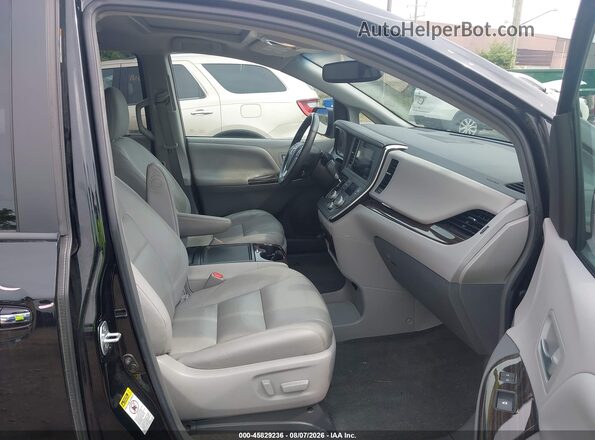 5TDYZ3DC8HS811956 2017 TOYOTA SIENNA Black წინა სალონის ხედი