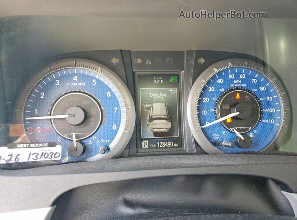 5TDYZ3DC8JS928992 2018 TOYOTA SIENNA Green Սարքավորումների վահանակի տեսք