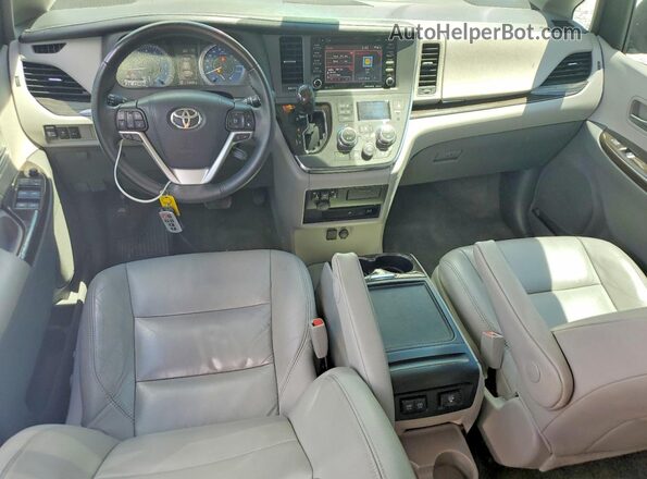 5TDYZ3DC8JS928992 2018 TOYOTA SIENNA Green Առջևի վահանակի տեսք