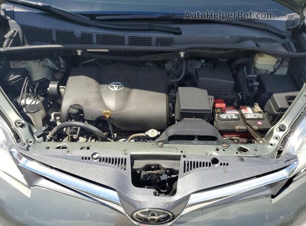 5TDYZ3DC8JS928992 2018 TOYOTA SIENNA Green Շարժիչի բաժամունքի տեսք