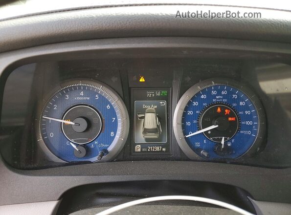 5TDYZ3DC8JS933478 2018 TOYOTA SIENNA Gray Widok zestawu wskaźników