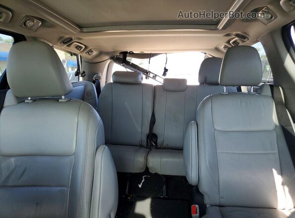 5TDYZ3DC8JS964567 2018 TOYOTA SIENNA Black უკანა სავარძლების ხედი