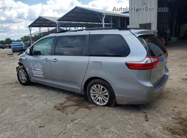 5TDYZ3DC9HS825543 2017 TOYOTA SIENNA Silver Trasero izquierdo