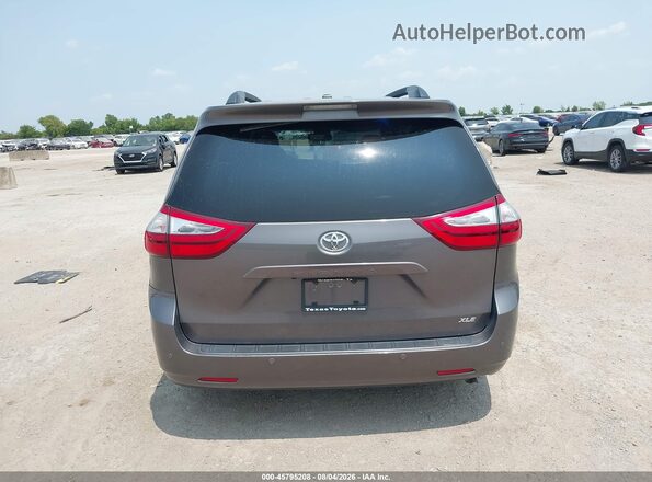 5TDYZ3DC9HS853035 2017 TOYOTA SIENNA Gray 