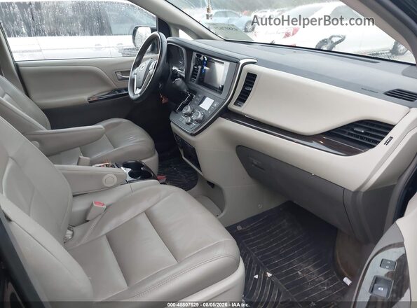 5TDYZ3DC9HS860454 2017 TOYOTA SIENNA Black Widok wnętrza z przodu