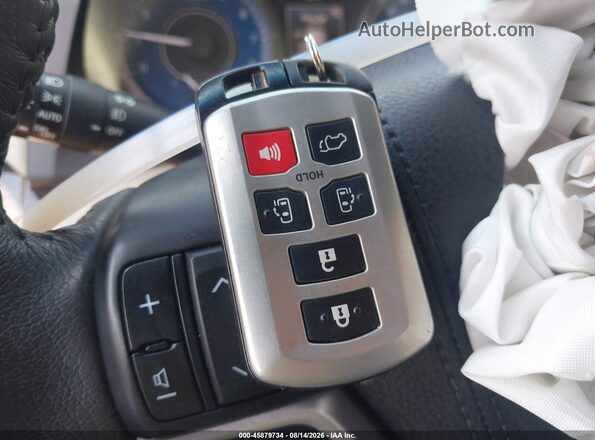 5TDYZ3DC9HS864049 2017 TOYOTA SIENNA Black Dashboard view