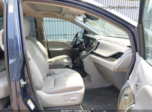 5TDYZ3DC9JS960141 2018 TOYOTA SIENNA Dark Blue წინა სალონის ხედი