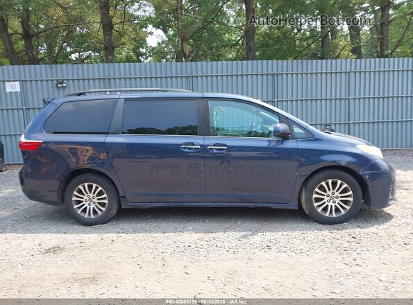 5TDYZ3DC9JS960141 2018 TOYOTA SIENNA Dark Blue უკანა სალონის ხედი