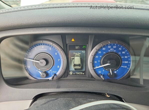 5TDYZ3DC9LS032347 2020 TOYOTA SIENNA White ხელსაწყოთა პანელის ხედი