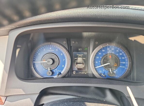 5TDYZ3DCXJS940416 2018 TOYOTA SIENNA White Սարքավորումների վահանակի տեսք