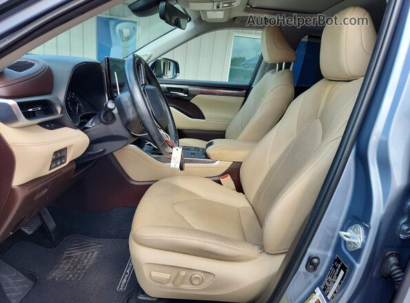 5TDYZRAH1LS015612 2020 TOYOTA HIGHLANDER Blue Սալոնի դիմացի տեսք