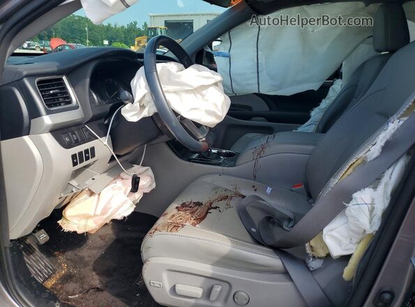 5TDYZRFH1HS225482 2017 TOYOTA HIGHLANDER Серый Вид салона спереди