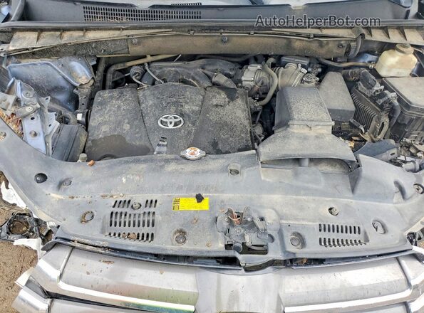 5TDYZRFH5JS253601 2018 TOYOTA HIGHLANDER Синий Вид задней части салона