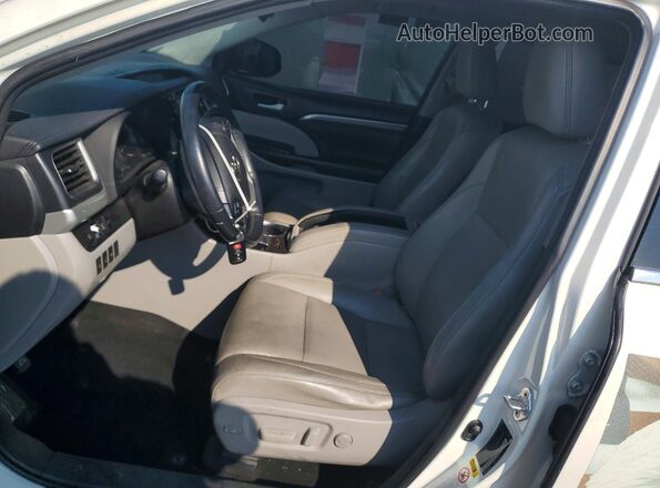 5TDYZRFH6JS283884 2018 TOYOTA HIGHLANDER White Vista interior delantera
