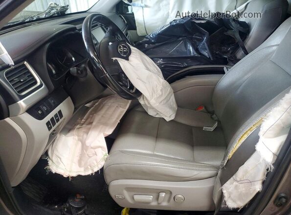 5TDYZRFH9HS195079 2017 TOYOTA HIGHLANDER Gray Вид салону спереду