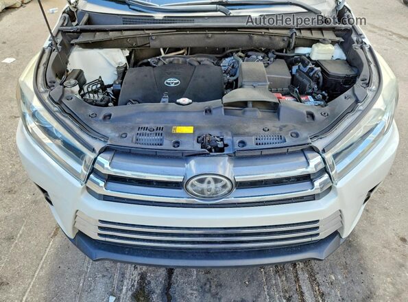 5TDYZRFHXJS257594 2018 TOYOTA HIGHLANDER White Շարժիչի բաժամունքի տեսք