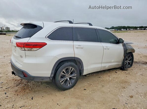 5TDZARFH4HS028673 2017 TOYOTA HIGHLANDER White Задня права чверть