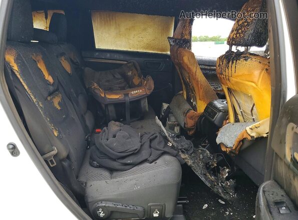 5TDZARFH4HS028673 2017 TOYOTA HIGHLANDER White Вид задньої частини салону
