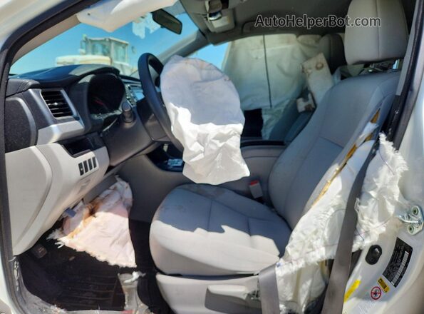 5TDZARFH6GS021268 2016 TOYOTA HIGHLANDER White წინა სალონის ხედი