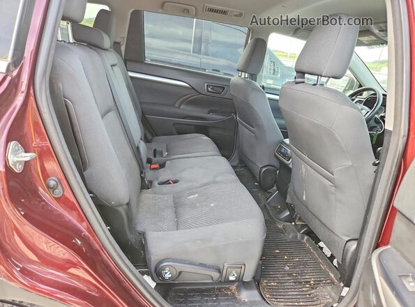 5TDZARFH6JS039986 2018 TOYOTA HIGHLANDER Burgundy Вид задньої частини салону